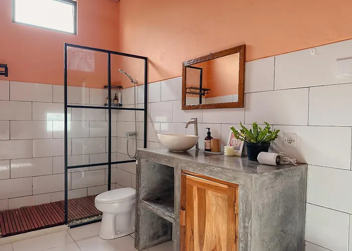 Tranquil 2br With Pool