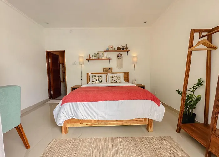 Tranquil 2br With Pool